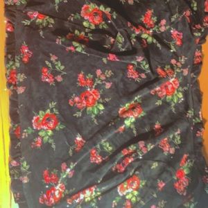 Black floral sweater !